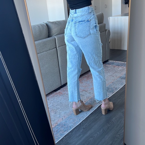 Distressed Mom Jeans - Picture 5 of 9